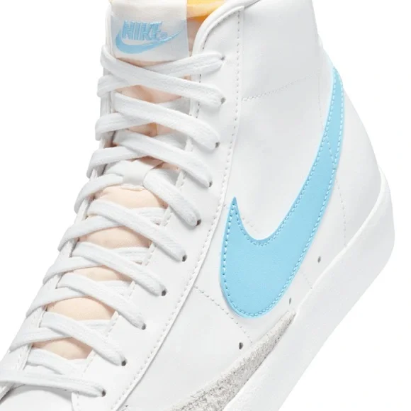 Nike Men’s BLAZER MID '77 VNTG

Style BQ6806-126 Sneakers - Picture 13 of 16